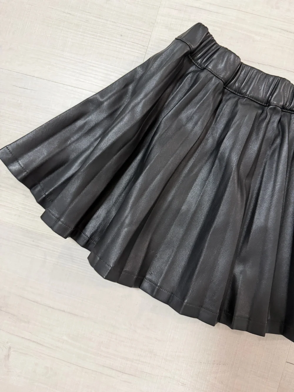 Girls GAP Black Pleated Faux Leather Pleated Skirt